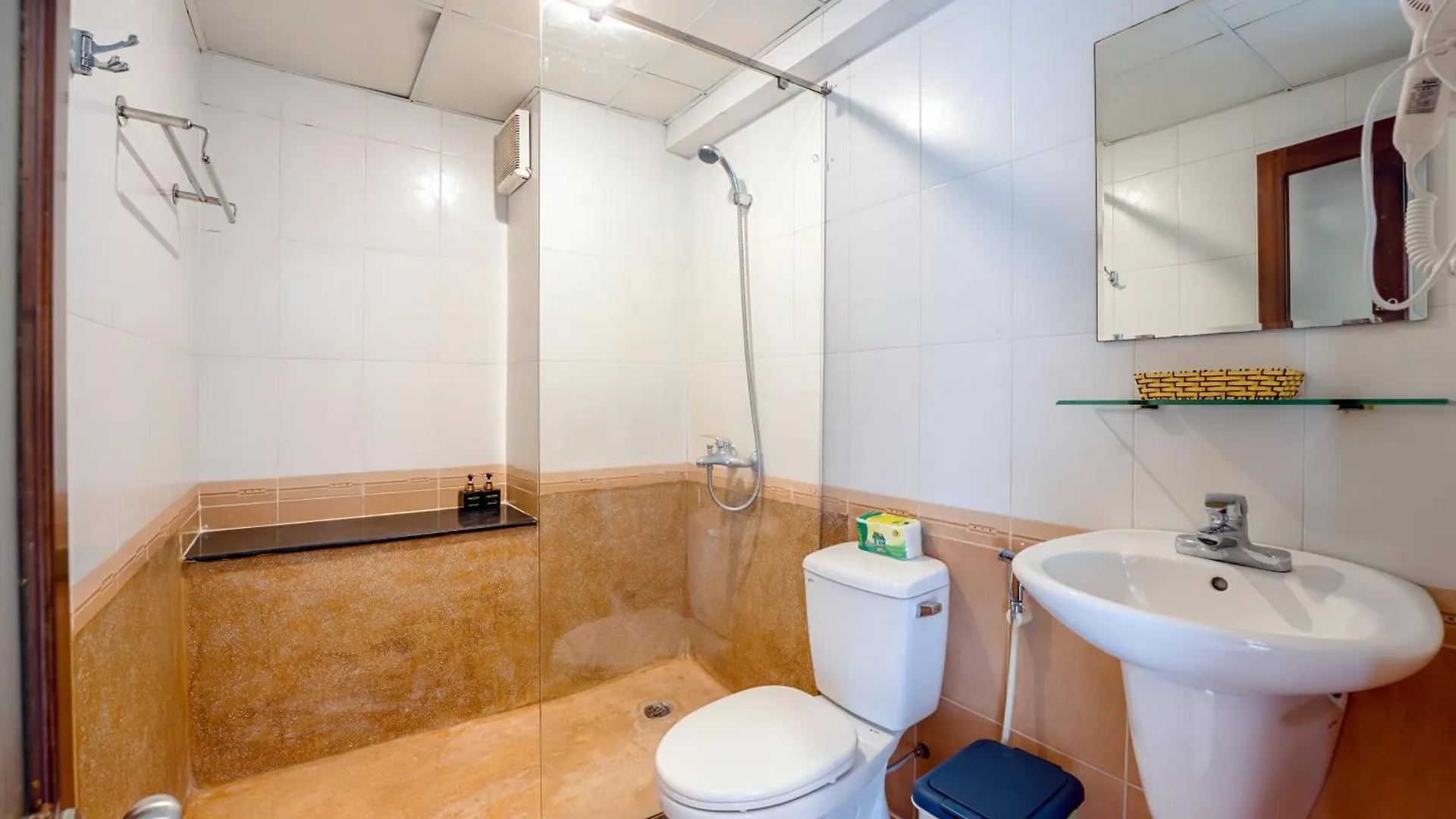 הוי אן Harmony Old Town Hostel And Pool Bar וייטנאם