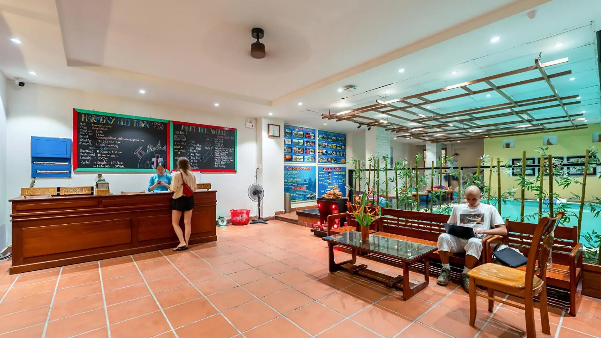 הוי אן Harmony Old Town Hostel And Pool Bar