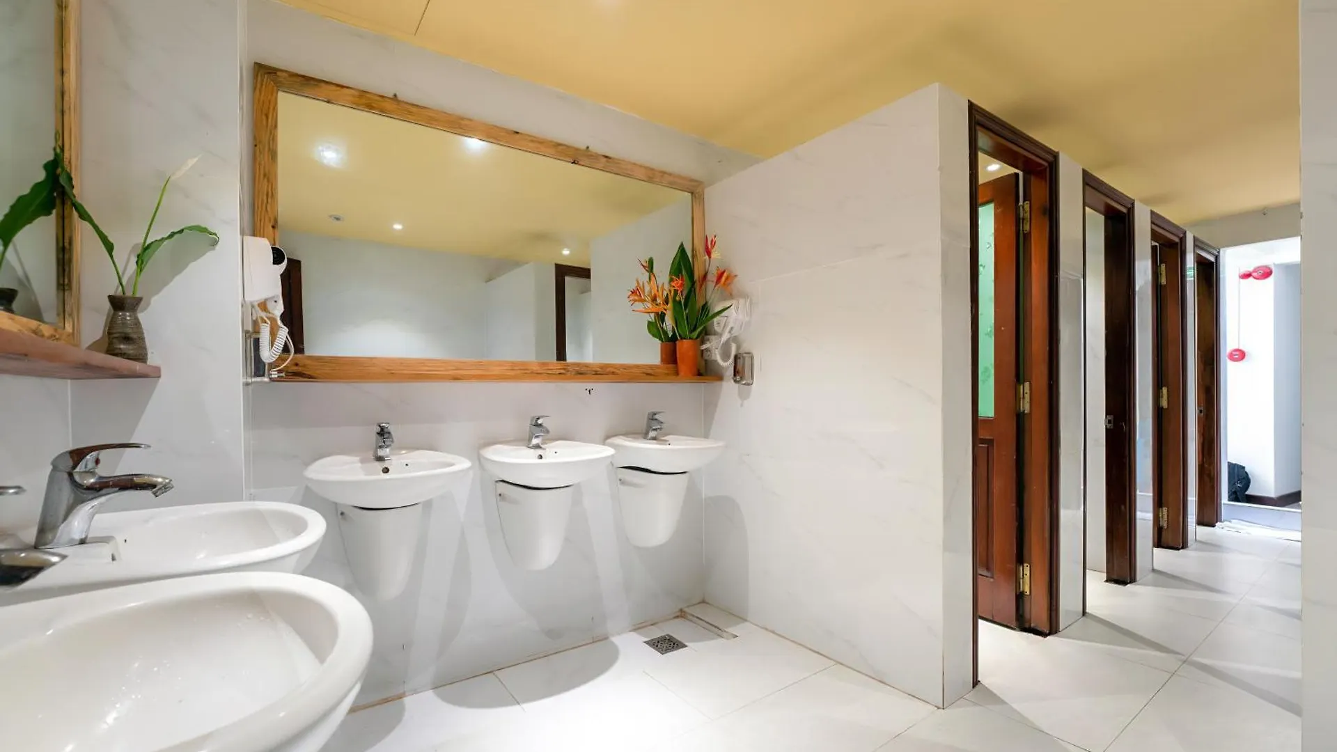 הוי אן Harmony Old Town Hostel And Pool Bar