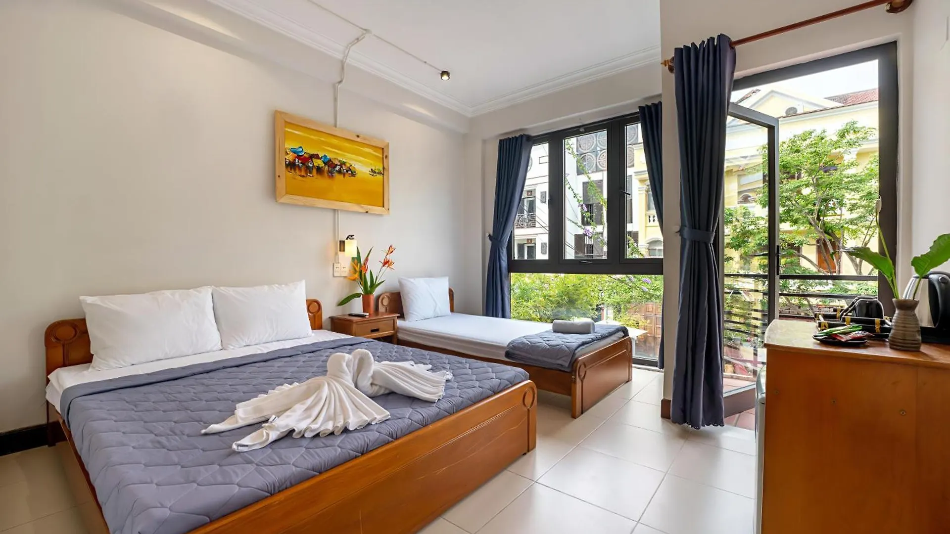 Harmony Old Town Hostel And Pool Bar Hoi An Vietnam