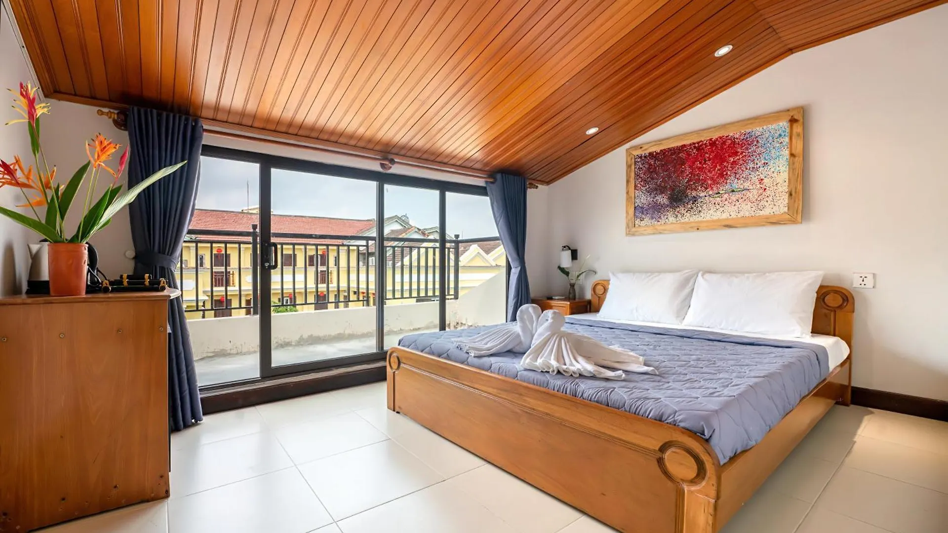 Harmony Old Town Hostel And Pool Bar Hoi An
