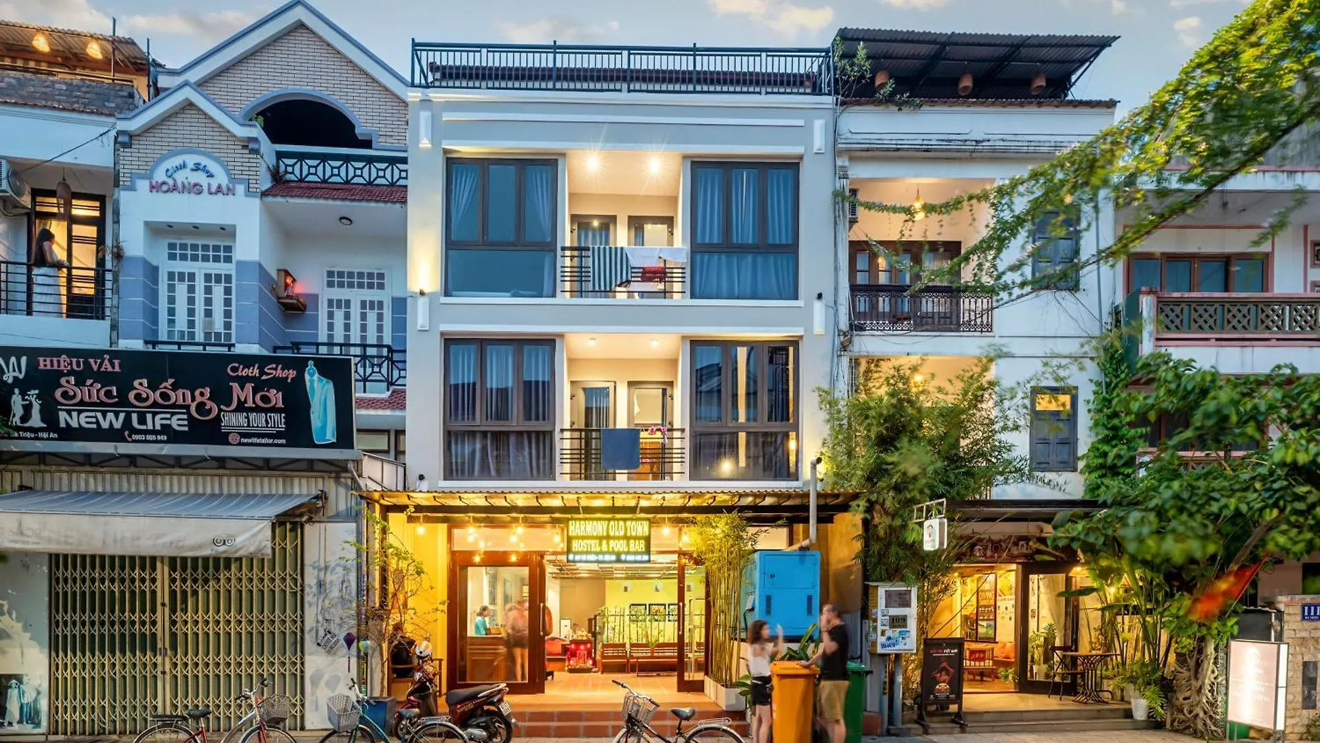 Harmony Old Town Hostel And Pool Bar Hoi An